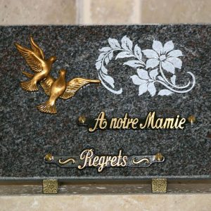 Plaque granit bleu litho fleurs bronze oiseaux