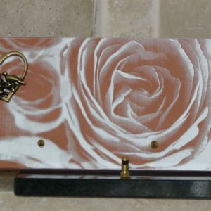 Plaque ceramique roses rose