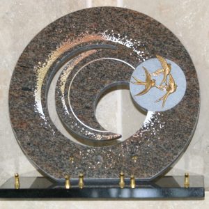 Plaque granit cercle litho couleurs bronze 3 colombes